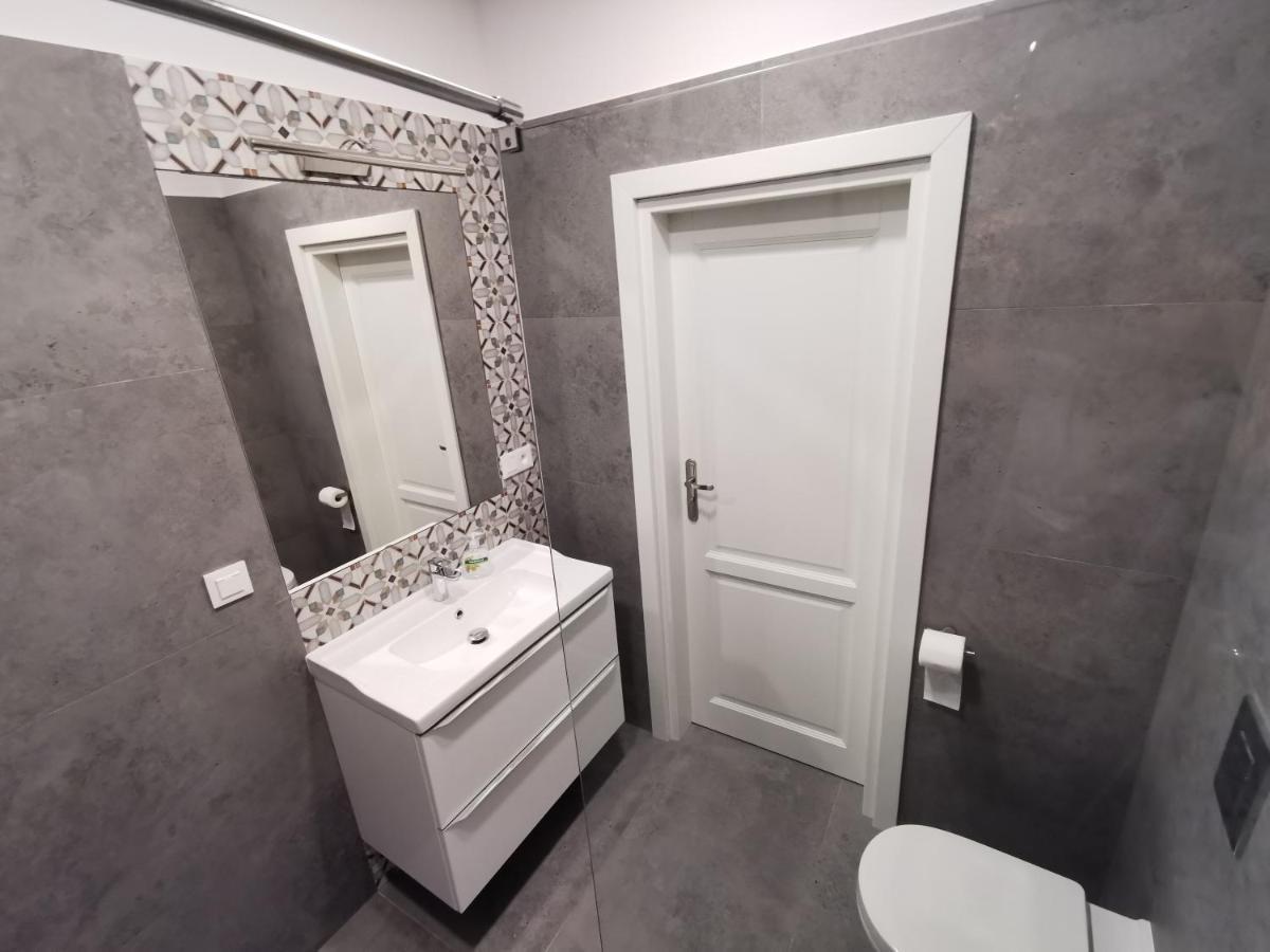 Nowe Apartamenty Zamkowa Vis A Vis Wawelu Краків Екстер'єр фото